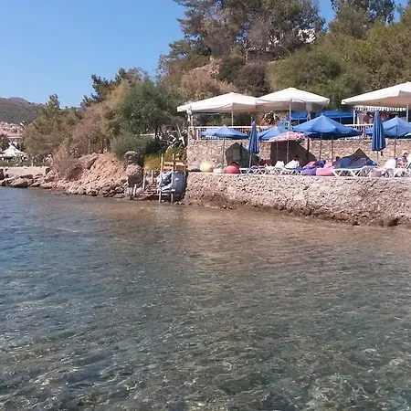 Daire Merkez Mustakil Bahce Kati Daire 2+1 Datça