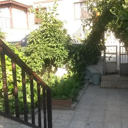 Merkez Mustakil Bahce Kati Daire 2+1 Apartment *